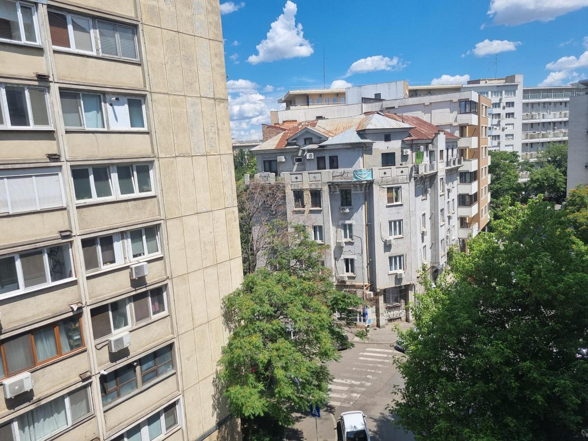 Cismigiu Boheme Bucharest
